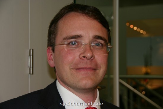 Alexander-Tlusti_Fujitsu.jpg