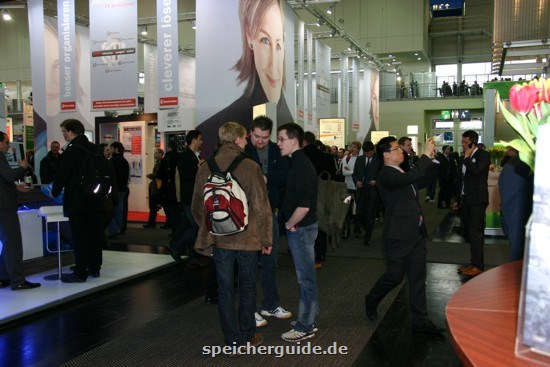 Halle2-gut-besucht.jpg
