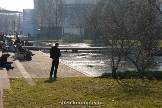 Sonnige-Aussichten-auf-CeBIT-Messegelände.jpg