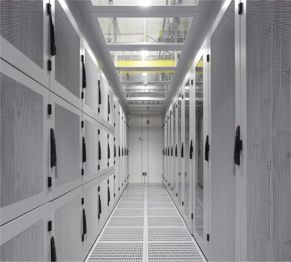 Blick ins Frankfurter Rechenzentrum (Bild: BT Germany)